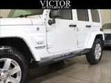 Used 2017 Jeep Wrangler Unlimited Sahara w/ Connectivity Group image 6