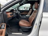Used 2023 Lincoln Aviator Reserve w/ Equipment Group 201A image 4