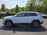 Used 2019 Jeep Cherokee Latitude Plus w/ Comfort/Convenience Group image 4