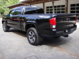 Used 2018 Toyota Tacoma TRD Sport image 5