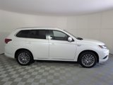 Used 2021 Mitsubishi Outlander SEL image 3