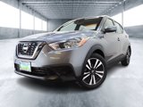 Used 2018 Nissan Kicks SV image 2