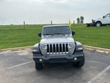 Used 2018 Jeep Wrangler Unlimited Sport w/ Technology Group image 3