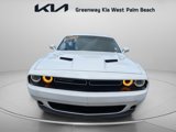 Used 2018 Dodge Challenger SXT image 3