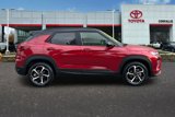 Used 2021 Chevrolet TrailBlazer RS w/ Sun and Liftgate Package image 3