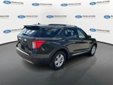 Used 2022 Ford Explorer XLT w/ Equipment Group 202A image 5