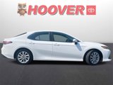 Used 2022 Toyota Camry LE image 2