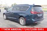 Used 2022 Chrysler Pacifica Touring-L image 3