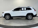 Certified 2019 Jeep Cherokee Latitude Plus w/ Comfort/Convenience Group image 4