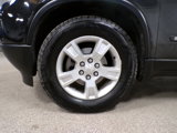 Used 2010 GMC Acadia SLE image 2