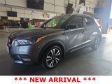 Used 2020 Nissan Kicks SR image 2