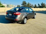 Used 2017 Ford Fiesta SE w/ Equipment Group 201A image 6
