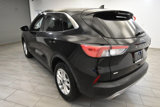 Used 2021 Ford Escape SE image 3