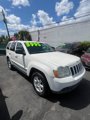 Used 2009 Jeep Grand Cherokee Laredo image 2