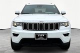 Used 2021 Jeep Grand Cherokee Laredo image 3