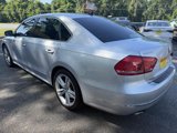 Used 2015 Volkswagen Passat TDI SEL Premium image 6