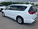 Used 2020 Chrysler Pacifica Touring-L image 5