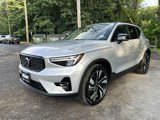 Certified 2023 Volvo XC40 B5 Plus image 4