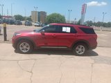 Used 2020 Ford Explorer XLT image 3