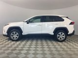 Used 2022 Toyota RAV4 LE image 4