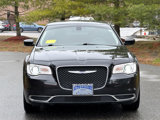 Used 2019 Chrysler 300 Touring image 2