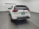 Used 2018 Nissan Rogue SV image 6