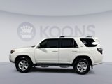 Used 2022 Toyota 4Runner SR5 Premium image 2