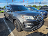 Used 2017 Ford Explorer XLT image 2