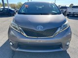 Used 2017 Toyota Sienna SE image 2