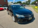 Used 2016 Toyota Camry LE image 2