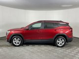 Used 2022 GMC Terrain SLE w/ Driver Convenience Package image 3