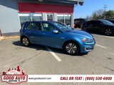 Used 2015 Volkswagen e-Golf SEL Premium image 4