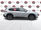 Used 2023 Nissan Rogue SV image 2