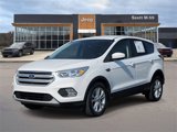 Used 2019 Ford Escape SE image 2