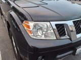 Used 2018 Nissan Frontier SV image 3
