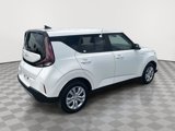 Used 2024 Kia Soul LX image 5