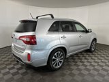Used 2015 Kia Sorento SX image 3