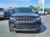 Certified 2023 Jeep Grand Cherokee Laredo image 2