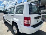 Used 2012 Jeep Liberty Sport image 3