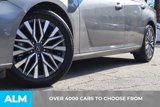 Used 2023 Nissan Altima 2.5 SV image 3