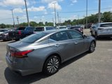 Used 2024 Nissan Altima 2.5 SV image 5