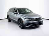 Used 2022 Volkswagen Tiguan SE image 3