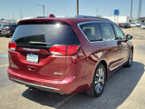 Used 2019 Chrysler Pacifica Limited w/ Tire & Wheel Group image 3
