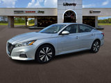 Used 2021 Nissan Altima 2.5 SV image 2