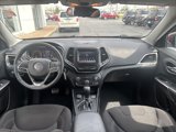 Used 2019 Jeep Cherokee Latitude w/ Cold Weather Group image 2