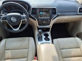 Used 2017 Jeep Grand Cherokee Limited w/ Luxury Group II image 5