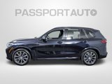 Used 2021 BMW X5 xDrive40i w/ M Sport Package image 2
