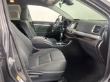 Used 2018 Toyota Highlander LE image 5