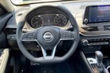 Used 2024 Nissan Altima 2.5 SV image 5