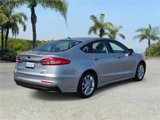 Used 2020 Ford Fusion SE image 4